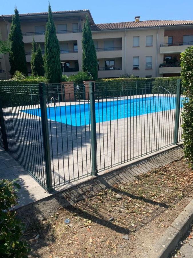 Apartment Rose T2 Ensoleille-piscine-parking Prive -fibre -balcon Toulouse